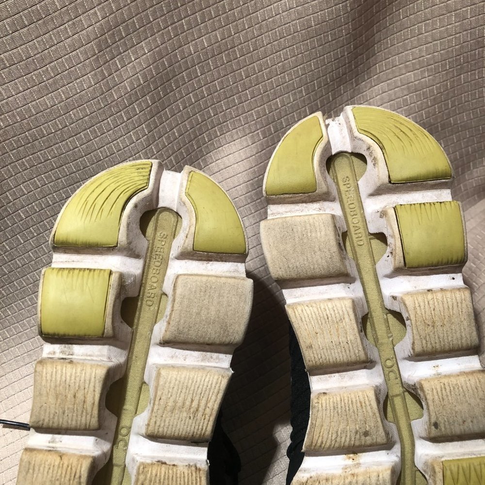 On Running Cloudswift Men Charcoal Gray And Yello… - image 5